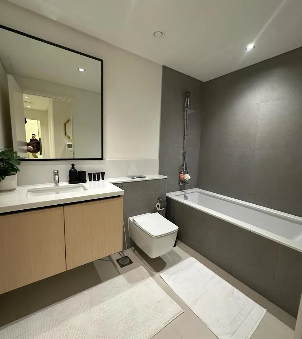 Luxury Apartment Burj Crown Burj Khalifa View Dubai